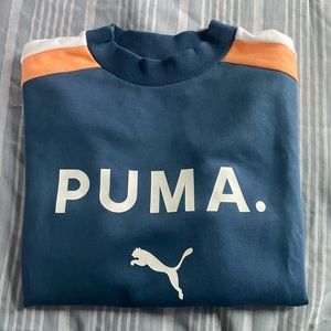 Puma cropped pull over